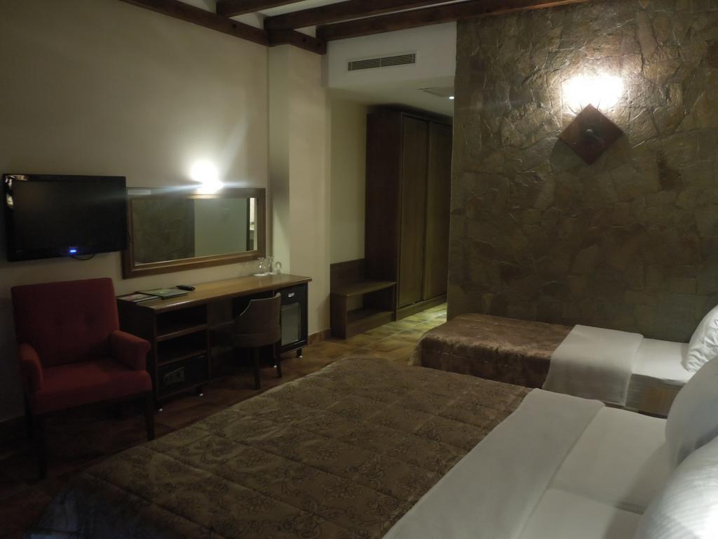 Masi Hotel İmroz Chambre photo